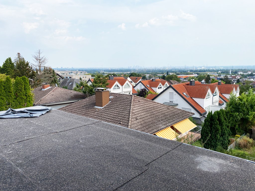 Dachterrasse Südost mit Blick auf Skyline